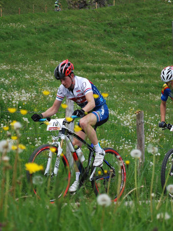 8ba1c1_54da10496d48421f969f4e15f2a5ba35~mv2