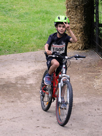 8ba1c1_d1bc4e27213245f5abfda726c6481f07~mv2